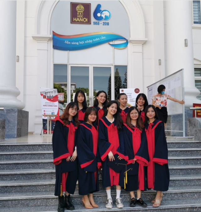 Thu nhập của sinh viên ĐH Hà Nội sau tốt nghiệp là 10 - 13 triệu đồng/tháng - 1 Thu nhập của sinh viên ĐH Hà Nội sau tốt nghiệp là 10 - 13 triệu đồng/tháng - 1