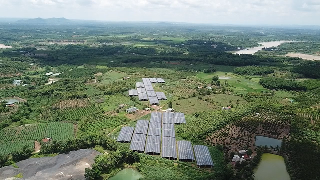 Điểm mặt những bất thường tại “xưởng” điện mặt trời mái nhà tại Đắk Nông - 2 Điểm mặt những bất thường tại “xưởng” điện mặt trời mái nhà tại Đắk Nông - 2