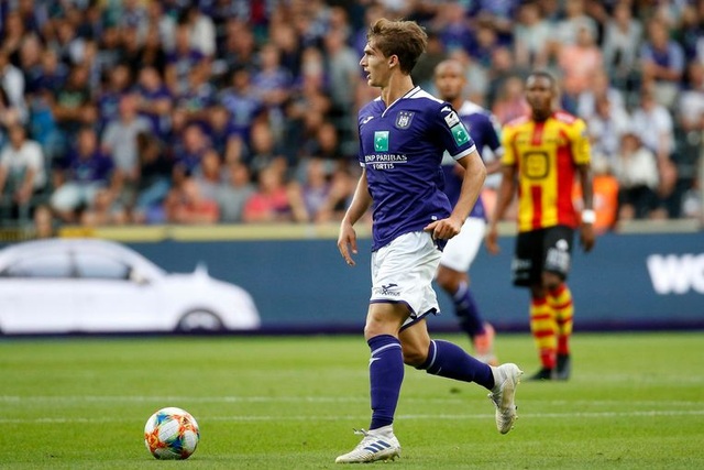 CLB Heerenveen công bố cầu thủ thay chỗ Văn Hậu - 1 CLB Heerenveen công bố cầu thủ thay chỗ Văn Hậu - 1