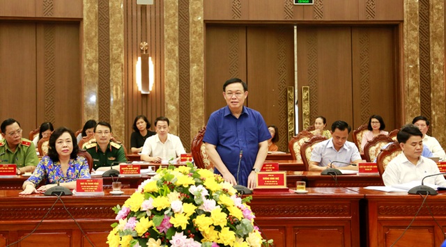 Chủ tịch Quốc hội: Hà Nội cần khai thác hiệu quả quỹ đất sông Hồng - 2 Chủ tịch Quốc hội: Hà Nội cần khai thác hiệu quả quỹ đất sông Hồng - 2