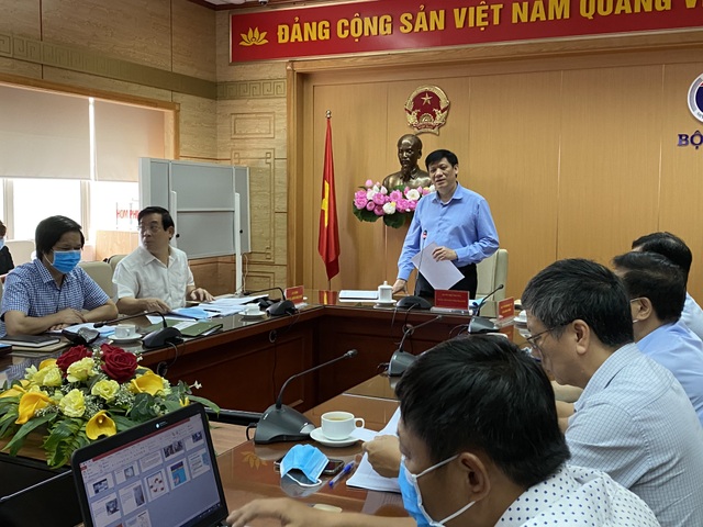 Quyền Bộ trưởng Y tế: Nhiều tỉnh có nguy cơ cao trong đợt dịch Covid-19 - 2 Quyền Bộ trưởng Y tế: Nhiều tỉnh có nguy cơ cao trong đợt dịch Covid-19 - 2