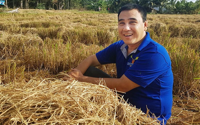 Quyền Linh: “Cơ ngơi gia đình tôi có được là nhờ vợ” - 4 Quyền Linh: “Cơ ngơi gia đình tôi có được là nhờ vợ” - 4