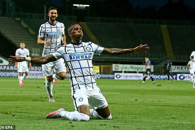 Juventus thua AS Roma, Inter giành ngôi á quân ở ngày hạ màn Serie A - 7 Juventus thua AS Roma, Inter giành ngôi á quân ở ngày hạ màn Serie A - 7