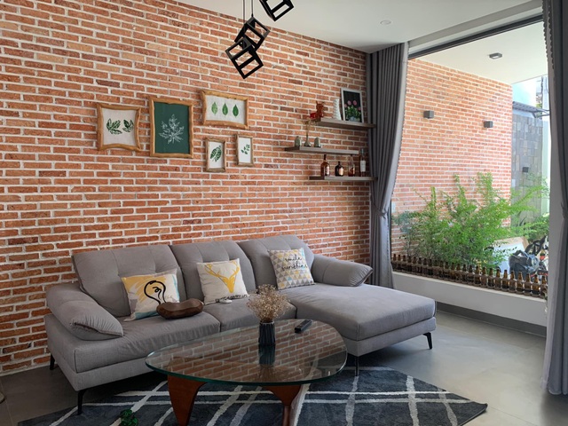 Vợ chồng trẻ ở Đà Nẵng xây nhà 3 tỷ đồng “ngập cây xanh và ánh nắng” - 3 Vợ chồng trẻ ở Đà Nẵng xây nhà 3 tỷ đồng “ngập cây xanh và ánh nắng” - 3