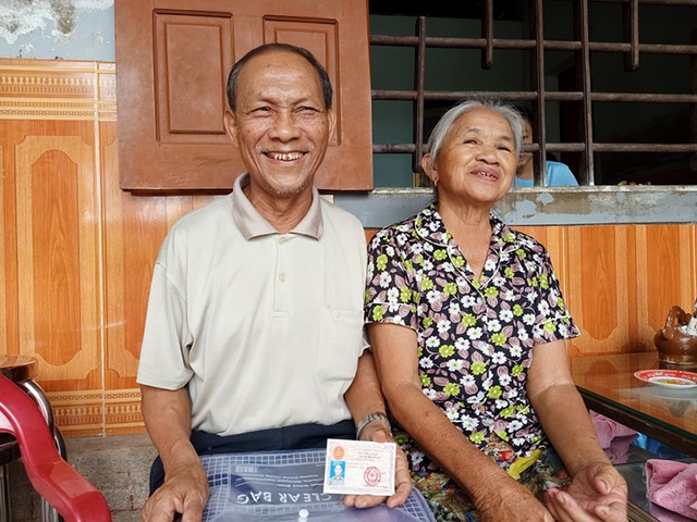 Nụ cười hạnh phúc của cựu binh sau hàng chục năm đi đòi quyền lợi - 4 Nụ cười hạnh phúc của cựu binh sau hàng chục năm đi đòi quyền lợi - 4