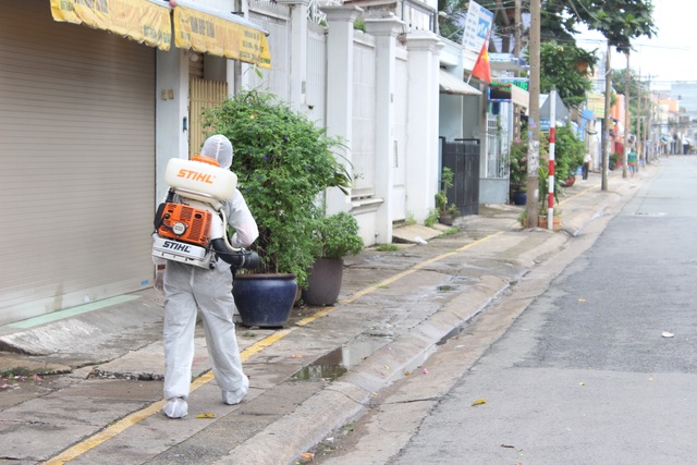 Phong tỏa 1 tuyến đường ở TP Biên Hòa trong 14 ngày - 11 Phong tỏa 1 tuyến đường ở TP Biên Hòa trong 14 ngày - 11