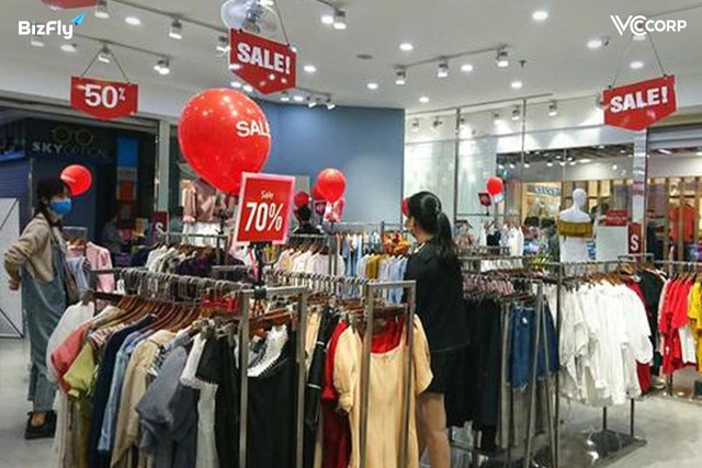 Ngành thời trang: Làm gì để sống sót giữa nguy cơ Covid quay trở lại? - 3 Ngành thời trang: Làm gì để sống sót giữa nguy cơ Covid quay trở lại? - 3