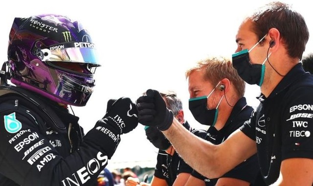British GP 2020: Gay cấn tột độ, Lewis Hamilton lê lết cán đích - 1 British GP 2020: Gay cấn tột độ, Lewis Hamilton lê lết cán đích - 1