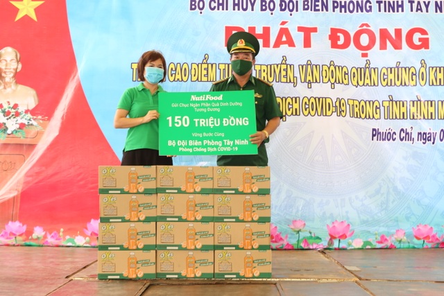 Nutifood đồng hành cùng bộ đội biên phòng chống dịch Covid-19 - 1 Nutifood đồng hành cùng bộ đội biên phòng chống dịch Covid-19 - 1