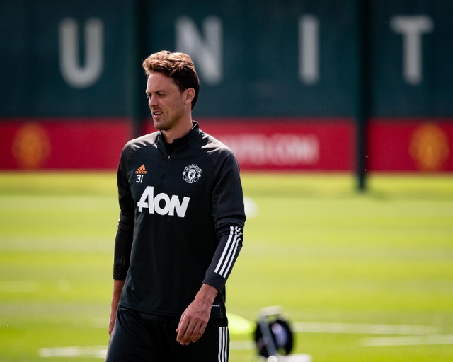 Man Utd luyện công chuẩn bị trở lại Europa League - 5 Man Utd luyện công chuẩn bị trở lại Europa League - 5