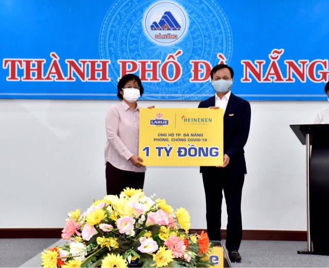 Bia Larue tiếp lửa lạc quan, tiếp sức cho miền Trung ruột thịt - 1 Bia Larue tiếp lửa lạc quan, tiếp sức cho miền Trung ruột thịt - 1
