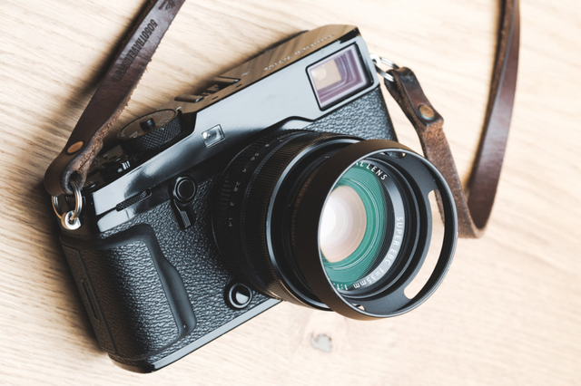 Lens huyền thoại của Fujifilm bất ngờ có video quảng cáo sau 8 năm ra mắt - 1 Lens huyền thoại của Fujifilm bất ngờ có video quảng cáo sau 8 năm ra mắt - 1
