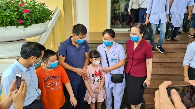 Đoàn y bác sĩ Hà Nội, Hải Phòng lên đường đến với tâm dịch Đà Nẵng - 3 Đoàn y bác sĩ Hà Nội, Hải Phòng lên đường đến với tâm dịch Đà Nẵng - 3