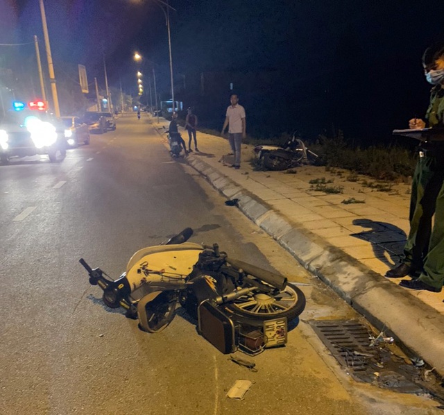 Lạng lách, đánh võng trên đường rồi tông Đại úy công an bị thương - 1 Lạng lách, đánh võng trên đường rồi tông Đại úy công an bị thương - 1
