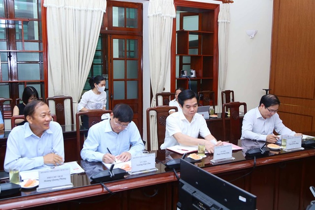Lương tối thiểu 2021: Nhiều diễn biến bất ngờ, Tổng LĐLĐ VN không bỏ phiếu - 3 Lương tối thiểu 2021: Nhiều diễn biến bất ngờ, Tổng LĐLĐ VN không bỏ phiếu - 3