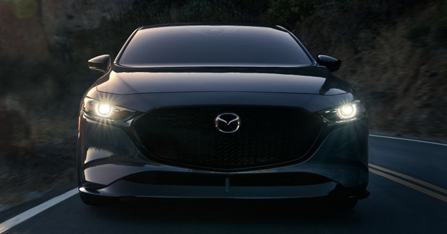 Mazda3 phiên bản 2.5 Turbo đắt gần gấp rưỡi bản thường - 3 Mazda3 phiên bản 2.5 Turbo đắt gần gấp rưỡi bản thường - 3
