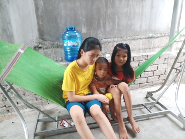 Cô gái viết thư kể gia đình bán lúa cứu mẹ, mong các nhà hảo tâm giúp đỡ - 4 Cô gái viết thư kể gia đình bán lúa cứu mẹ, mong các nhà hảo tâm giúp đỡ - 4
