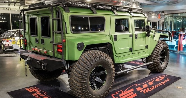 Diện kiến chiếc Hummer đắt nhất nước Mỹ - 4 Diện kiến chiếc Hummer đắt nhất nước Mỹ - 4
