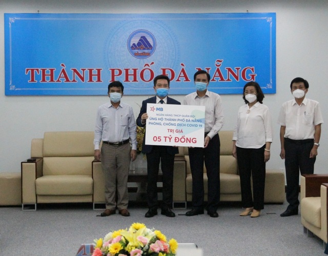 MB đồng hành cùng ngành ngân hàng hỗ trợ TP. Đà Nẵng chống dịch Covid - 1 MB đồng hành cùng ngành ngân hàng hỗ trợ TP. Đà Nẵng chống dịch Covid - 1