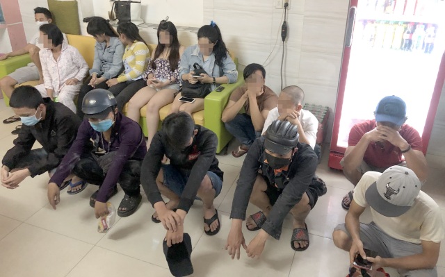 Hàng chục người phê ma túy trong nhà nghỉ, khách sạn - 1 Hàng chục người phê ma túy trong nhà nghỉ, khách sạn - 1