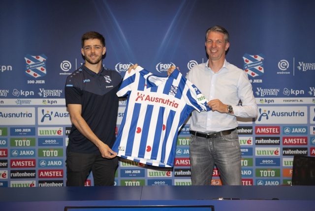 Heerenveen chính thức công bố bản hợp đồng thay thế Văn Hậu - 2 Heerenveen chính thức công bố bản hợp đồng thay thế Văn Hậu - 2