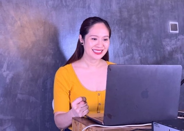 Nghệ sĩ vượt qua khó khăn mùa dịch bằng bán hàng online - 11 Nghệ sĩ vượt qua khó khăn mùa dịch bằng bán hàng online - 11