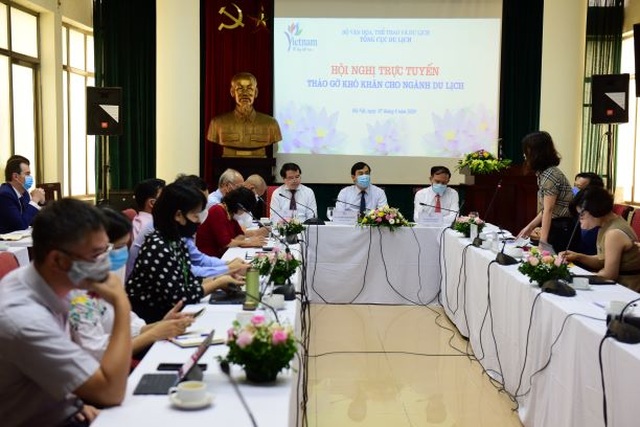 Chịu cú đánh bồi, doanh nghiệp du lịch đề nghị được “giải cứu” - 2 Chịu cú đánh bồi, doanh nghiệp du lịch đề nghị được “giải cứu” - 2
