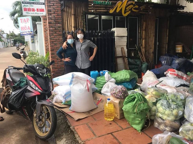 Người dân Đắk Lắk hỗ trợ hàng tấn rau sạch tiếp tế Đà Nẵng chống dịch - 3 Người dân Đắk Lắk hỗ trợ hàng tấn rau sạch tiếp tế Đà Nẵng chống dịch - 3