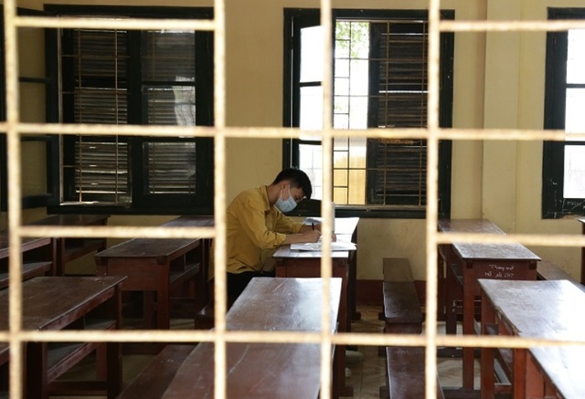 Thanh Hóa: Phòng thi dự phòng kích hoạt, duy nhất 1 thí sinh ngồi làm - 2 Thanh Hóa: Phòng thi dự phòng kích hoạt, duy nhất 1 thí sinh ngồi làm - 2