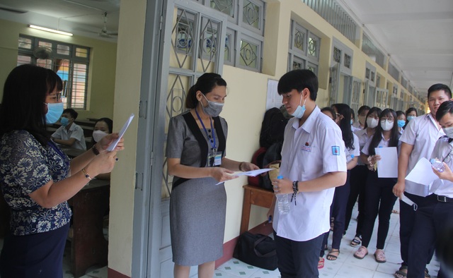867.000 thí sinh dự thi môn Ngữ Văn kỳ thi tốt nghiệp THPT 2020 - 48 867.000 thí sinh dự thi môn Ngữ Văn kỳ thi tốt nghiệp THPT 2020 - 48