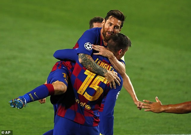 Messi rực sáng, Barcelona hạ Napoli và tiến vào tứ kết Champions League - 6