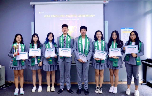 Dự án tái chế cùi bắp giành giải vô địch cuộc thi khởi nghiệp trẻ - 1 Dự án tái chế cùi bắp giành giải vô địch cuộc thi khởi nghiệp trẻ - 1