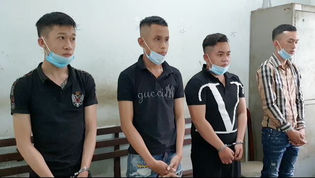 Cướp giật lộng hành mùa Covid - 4 Cướp giật lộng hành mùa Covid - 4