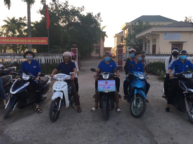 Tiếp sức mùa thi - Nơi kết nối những trái tim yêu thương - 9 Tiếp sức mùa thi - Nơi kết nối những trái tim yêu thương - 9