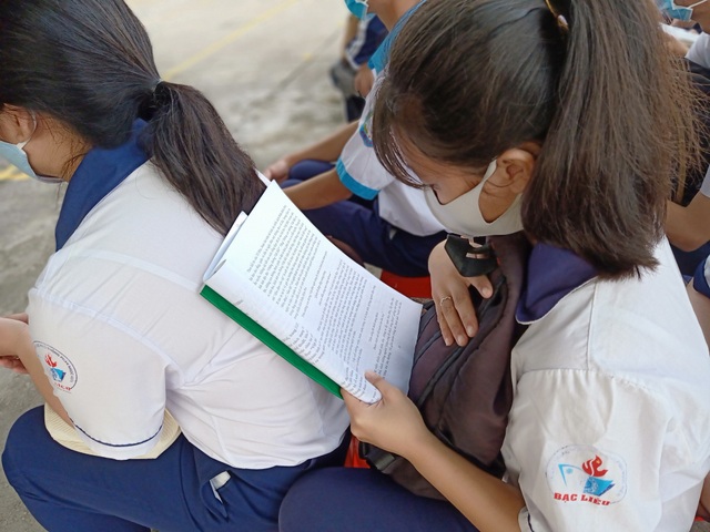 Bí thư Bạc Liêu trực tiếp đi kiểm tra phòng thi tốt nghiệp THPT - 3 Bí thư Bạc Liêu trực tiếp đi kiểm tra phòng thi tốt nghiệp THPT - 3