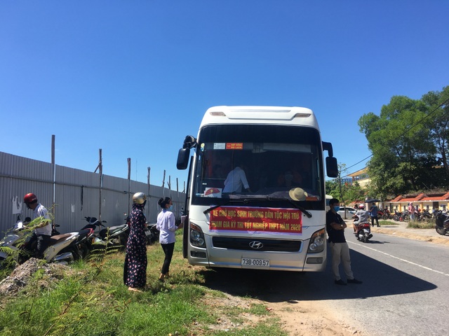100 thí sinh người Lào dự thi tốt nghiệp THPT 2020 tại Quảng Bình - 5 100 thí sinh người Lào dự thi tốt nghiệp THPT 2020 tại Quảng Bình - 5