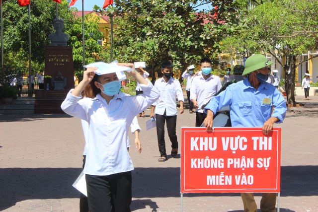 Khánh Hòa: 14 thí sinh phải chuyển sang thi đợt 2 vì liên quan dịch tễ - 2 Khánh Hòa: 14 thí sinh phải chuyển sang thi đợt 2 vì liên quan dịch tễ - 2