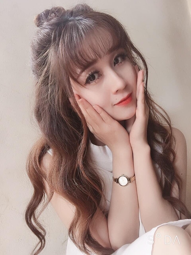 Nữ điều dưỡng xinh đẹp giấu gia đình vào tâm dịch Đà Nẵng - 4 Nữ điều dưỡng xinh đẹp giấu gia đình vào tâm dịch Đà Nẵng - 4