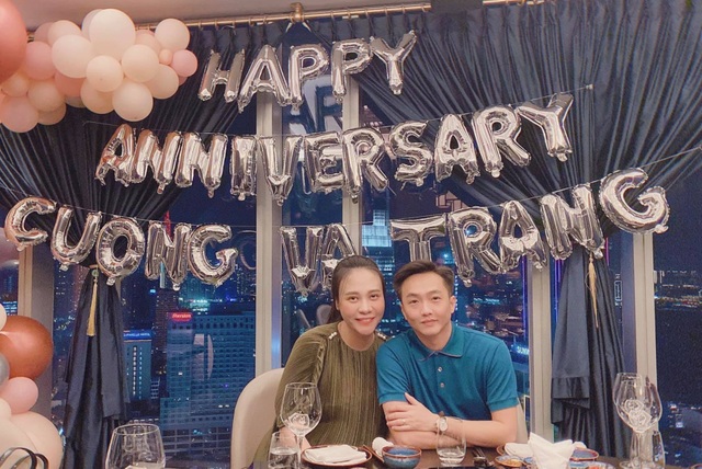 Cặp đôi Cường Đôla, Đàm Thu Trang hạnh phúc chào đón thiên thần nhỏ! - 2 Cặp đôi Cường Đôla, Đàm Thu Trang hạnh phúc chào đón thiên thần nhỏ! - 2