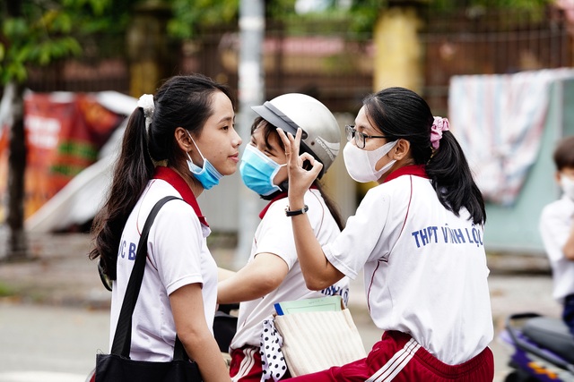 TP.HCM: Thí sinh nhận xét đề lịch sử khó, địa lý dễ - 8 TP.HCM: Thí sinh nhận xét đề lịch sử khó, địa lý dễ - 8