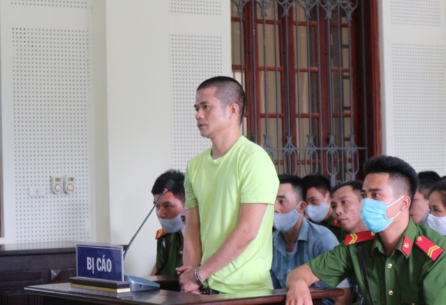 Trùm ma túy trốn truy nã ôm lựu đạn cố thủ khi công an vây bắt - 1 Trùm ma túy trốn truy nã ôm lựu đạn cố thủ khi công an vây bắt - 1