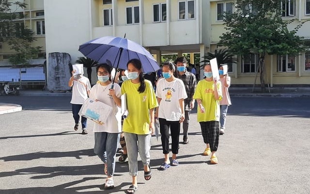 Đề thi tốt nghiệp THPT Ngoại ngữ: Phân loại cao, khó lấy điểm tuyệt đối - 18 Đề thi tốt nghiệp THPT Ngoại ngữ: Phân loại cao, khó lấy điểm tuyệt đối - 18