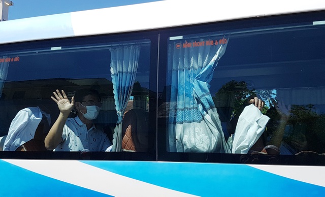 Đoàn y bác sĩ Thừa Thiên Huế ra quân chi viện Đà Nẵng chống Covid-19 - 7 Đoàn y bác sĩ Thừa Thiên Huế ra quân chi viện Đà Nẵng chống Covid-19 - 7