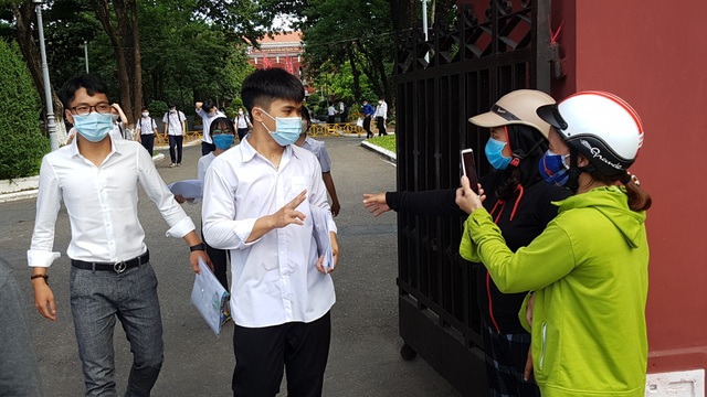 Đề thi tốt nghiệp THPT Ngoại ngữ: Phân loại cao, khó lấy điểm tuyệt đối - 16 Đề thi tốt nghiệp THPT Ngoại ngữ: Phân loại cao, khó lấy điểm tuyệt đối - 16