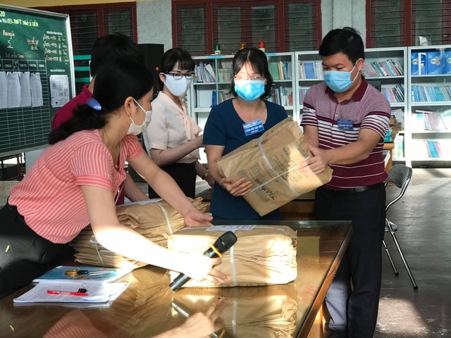 Thí sinh bật khóc, suýt nhỡ thi tốt nghiệp vì bất ngờ đau bụng - 4 Thí sinh bật khóc, suýt nhỡ thi tốt nghiệp vì bất ngờ đau bụng - 4