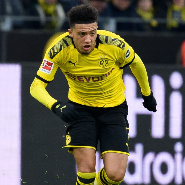 Cận cảnh kỳ nghỉ hè sang chảnh của Jadon Sancho - 7 Cận cảnh kỳ nghỉ hè sang chảnh của Jadon Sancho - 7