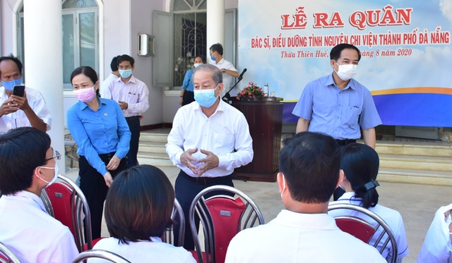 Đoàn y bác sĩ Thừa Thiên Huế ra quân chi viện Đà Nẵng chống Covid-19 - 1 Đoàn y bác sĩ Thừa Thiên Huế ra quân chi viện Đà Nẵng chống Covid-19 - 1
