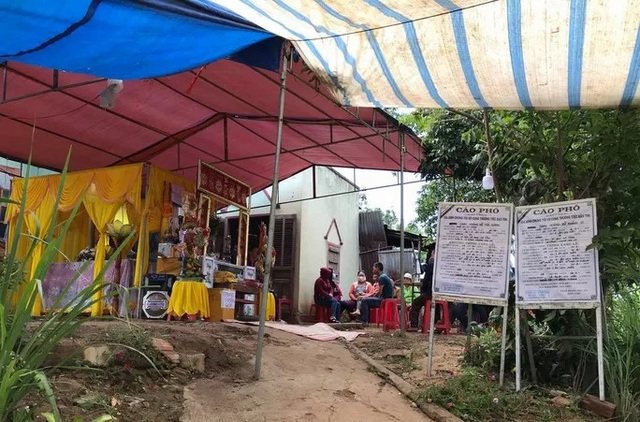 Bố mẹ đi rừng hái măng, hai chị em ở nhà trông nhau, đuối nước thương tâm - 1 Bố mẹ đi rừng hái măng, hai chị em ở nhà trông nhau, đuối nước thương tâm - 1