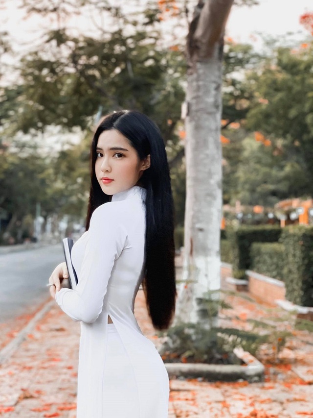 4 hot girl sinh năm 2002 “thở phào” khép lại kỳ thi tốt nghiệp THPT - 2 4 hot girl sinh năm 2002 “thở phào” khép lại kỳ thi tốt nghiệp THPT - 2