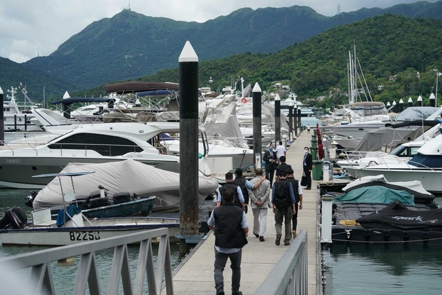 Nghi vấn trùm truyền thông Hong Kong nhận 129.000 USD từ nước ngoài - 2 Nghi vấn trùm truyền thông Hong Kong nhận 129.000 USD từ nước ngoài - 2